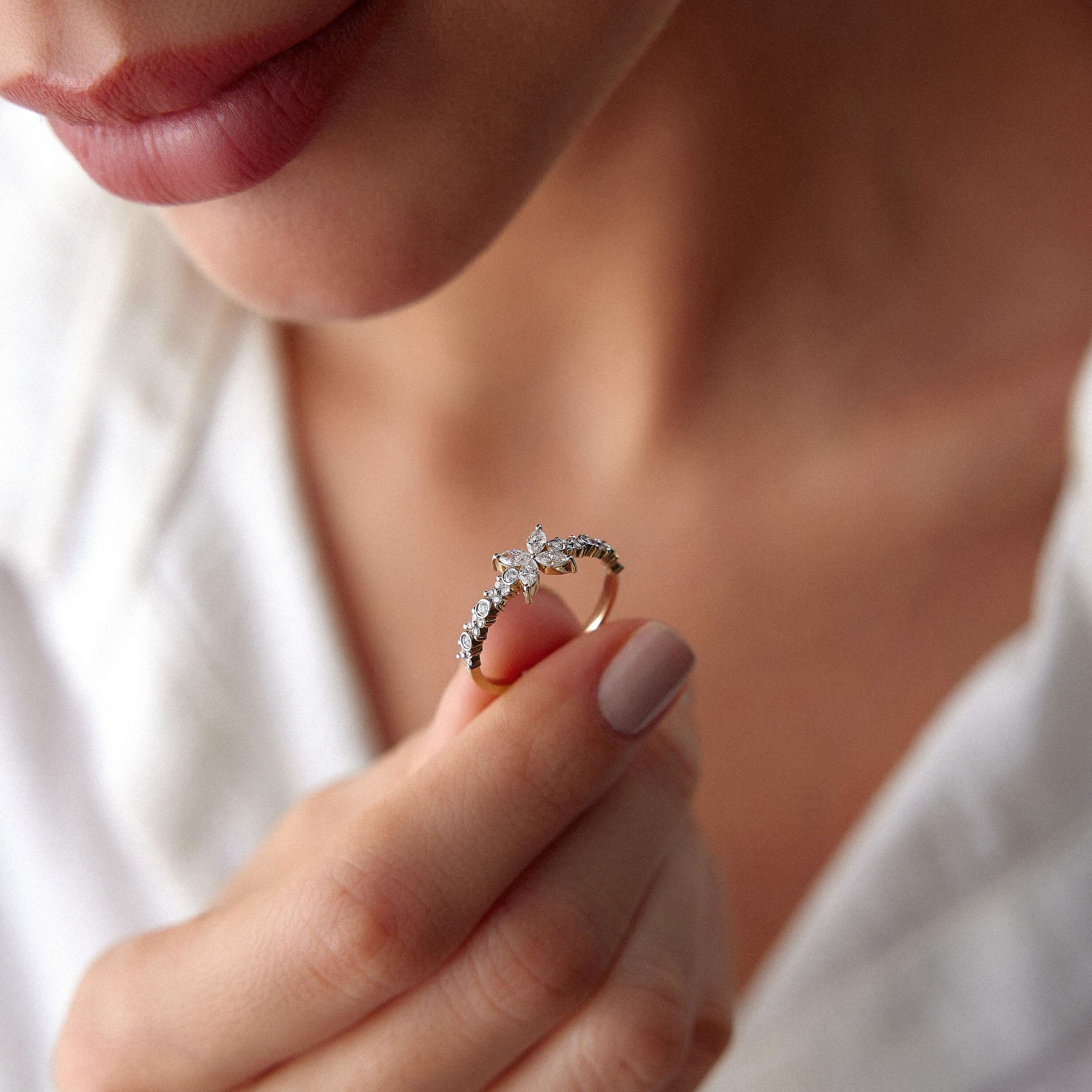 Modern Markiz Pırlanta Yüzük