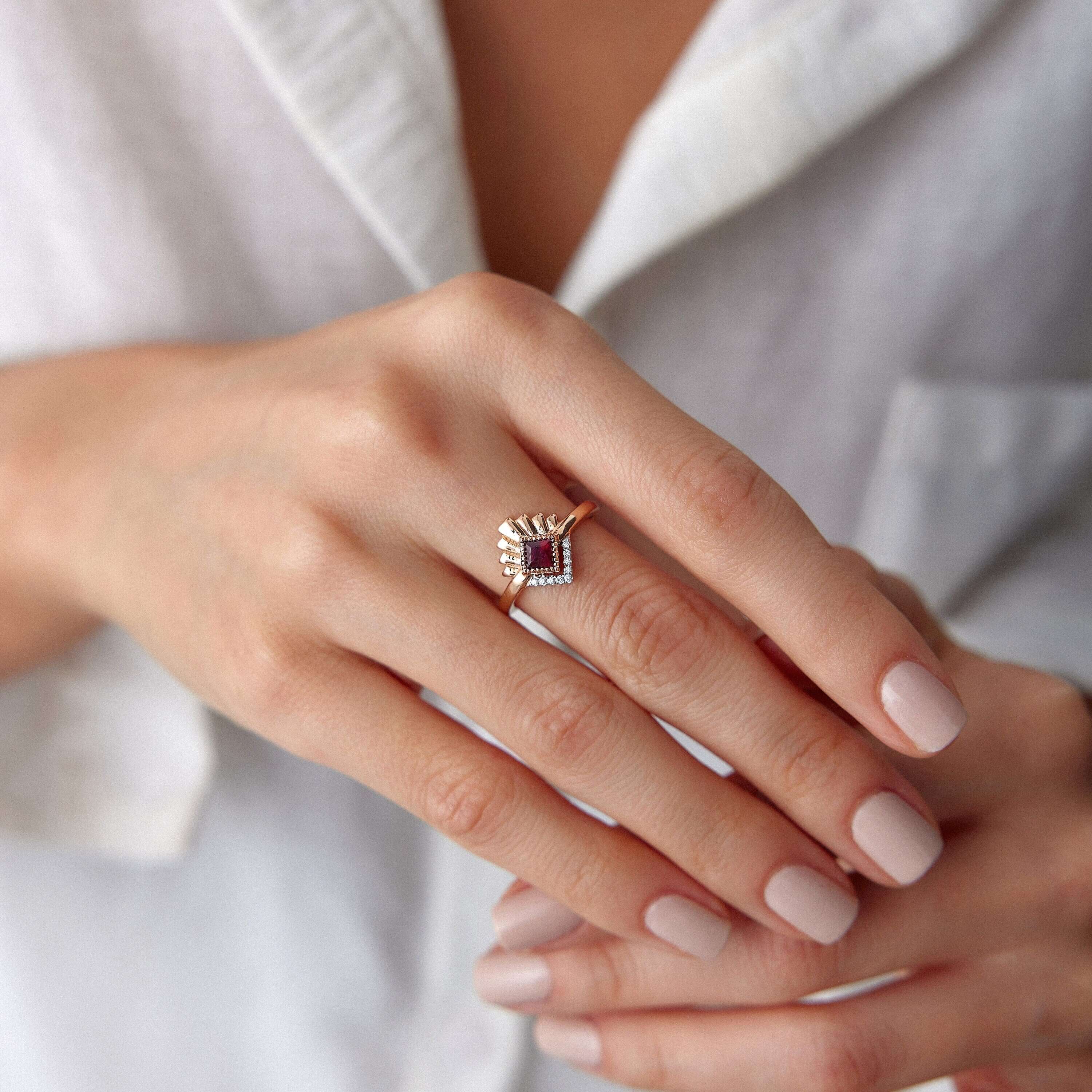 Prenses Kesim Yakut ve Pırlanta Yüzük / The Sunshine Princess