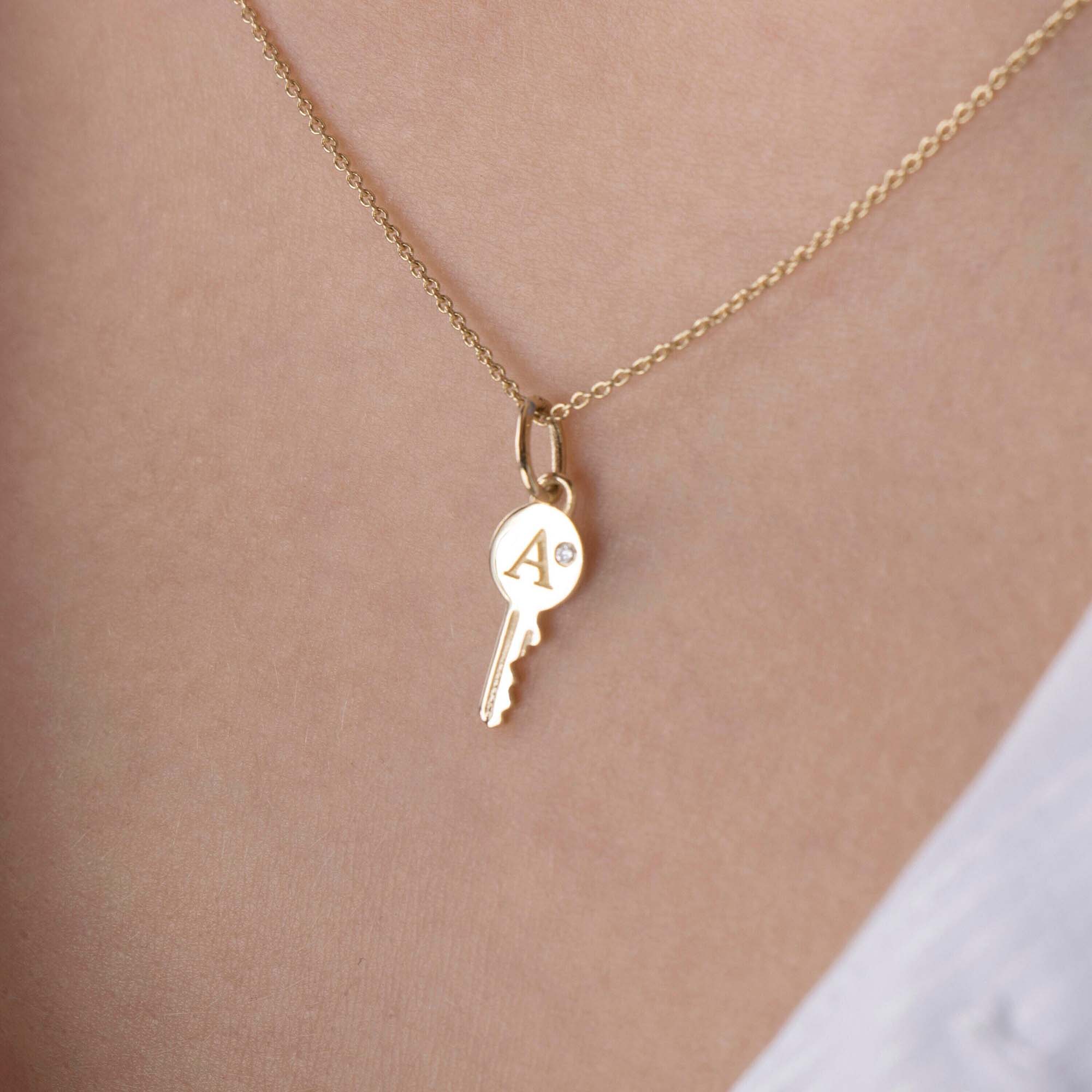 Minik Pırlanta Harf Anahtar Kolye / Mini Initial Key