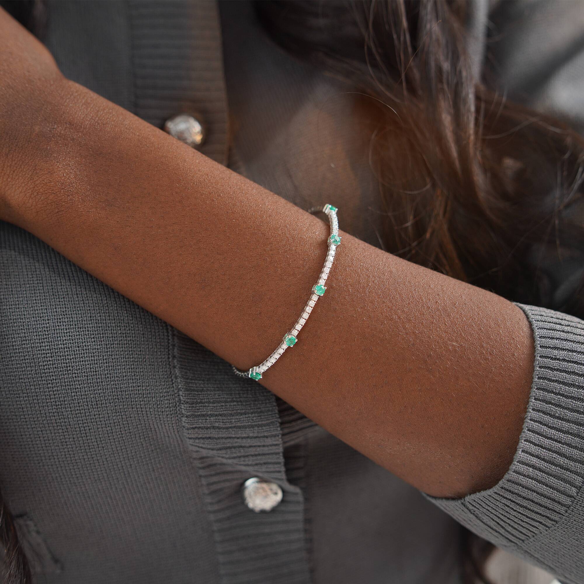 Esnek Zümrüt ve Pırlanta Bilezik