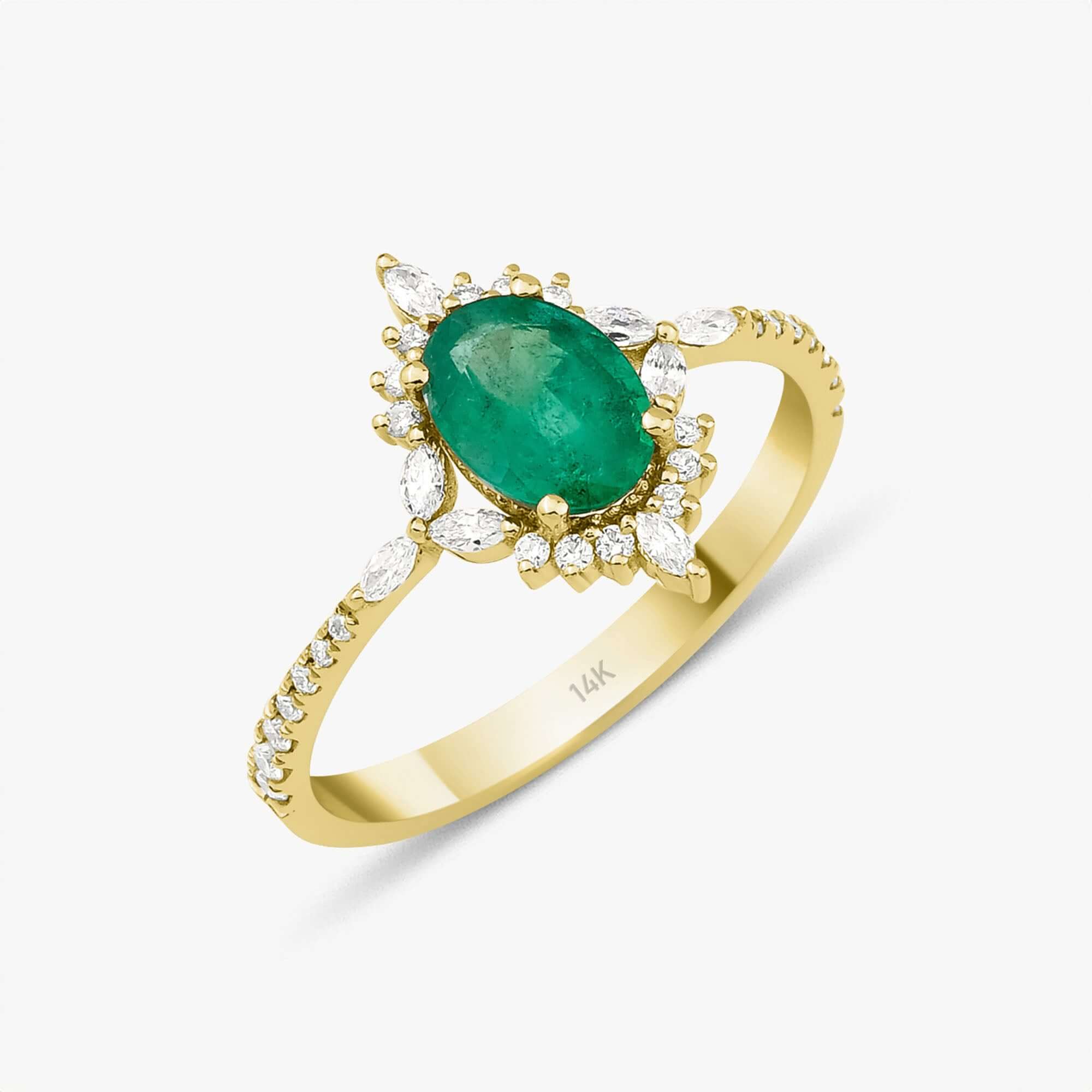 Pırlantalı Oval Kesim Zümrüt Yüzük / Emerald Princess