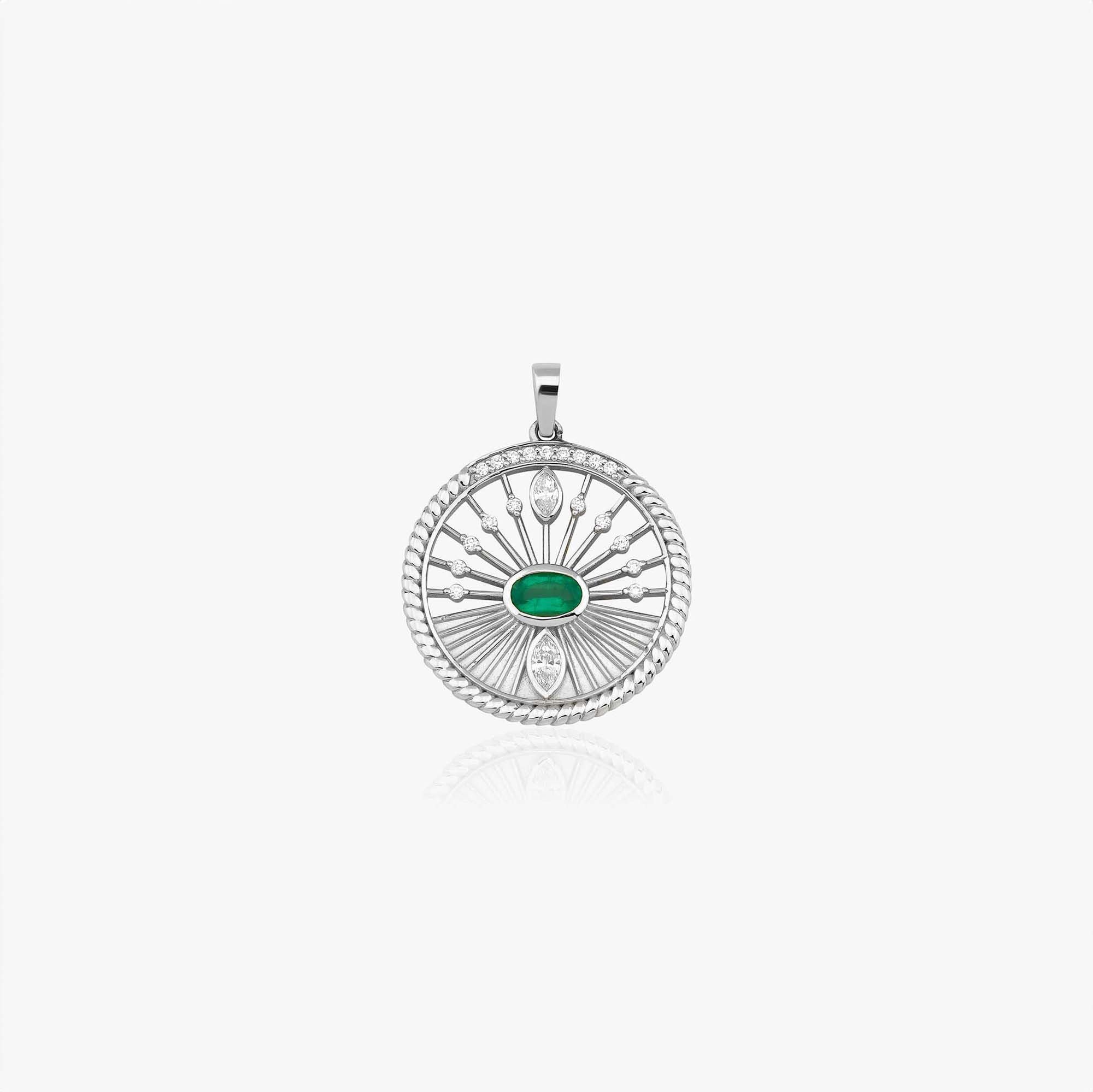 Mini Emerald's Light Medallion